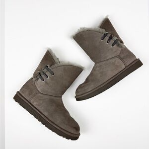 UGG Constantine Charcoal Genuine Suede and 100% Shearling Boots size 9